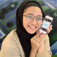 Dikenal dengan gaya busananya yang penuh warna, putri pasangan Ikang Fawzi dan Marissa Haque, Marsha Chikita Fawzi tetap menawan meskipun tanpa riasan. Foto: Instagram