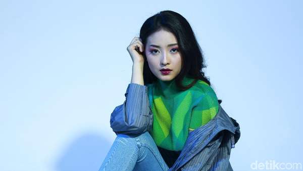 Yuk! Intip Gaya Sporty Natasha Wilona Yuk! Intip Gaya Sporty Natasha Wilona
