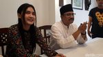 Foto: Gus Ipul Diapit Via Vallen-Nella Kharisma