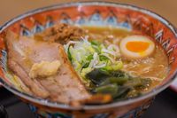 Mau Bikin Ramen di Rumah? Semua Bahannya Bisa Anda Temukan di Supermarket Ini!
