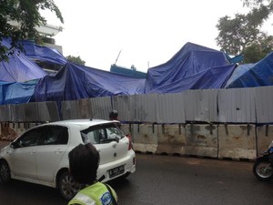 Polisi: Konstruksi LRT Kayu Putih Roboh Saat Pemasangan Girder