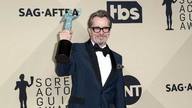 Frances McDormand dan Gary Oldman, Aktris dan Aktor Terbaik di SAG Awards 2018