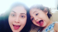 Arumi sendiri kini sudah menikah dengan Emil Dardak dan tengah menikmati menjadi ibu dari dua anak. Foto: Instagram
