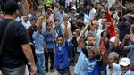 Ratusan Sopir Angkot Demo di Balai Kota