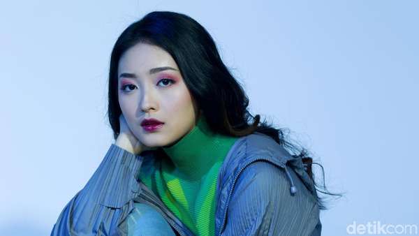 Yuk! Intip Gaya Sporty Natasha Wilona Yuk! Intip Gaya Sporty Natasha Wilona