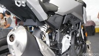 Kita sudah mulai dari Agustus, tapi baru satu-dua yang mesan, ramainya itu November, Desember, mulai Januari ini hampir setiap hari nih ada saja yang inden motor ini, ujar Chief Executive Officer BMW Motorrad Indonesia-Maxindo Motor, Joe Frans, kepada wartawan di BSD, Sabtu (20/1/2018). Foto: Khairul Imam Ghozali