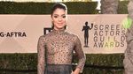 Aktris Ini tampil Sangat Seksi di SAG Awards 2018