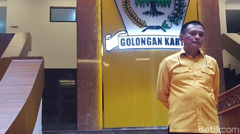 Golkar Jawab Isu Fahri Hamzah Gabung ke Partainya dan Daftar Caleg Golkar Jawab Isu Fahri Hamzah Gabung ke Partainya dan Daftar Caleg