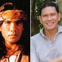 Aktor laga Advent Bangun ini mengawali kariernya sebagai atlet karate nasional. Terhitung ada sekitar 30 judul film yang sudah ia bintangi. Era 1980-an memang menjadi masa jaya bagi seorang Advent Bangun. (Foto: Ist, Instagram)