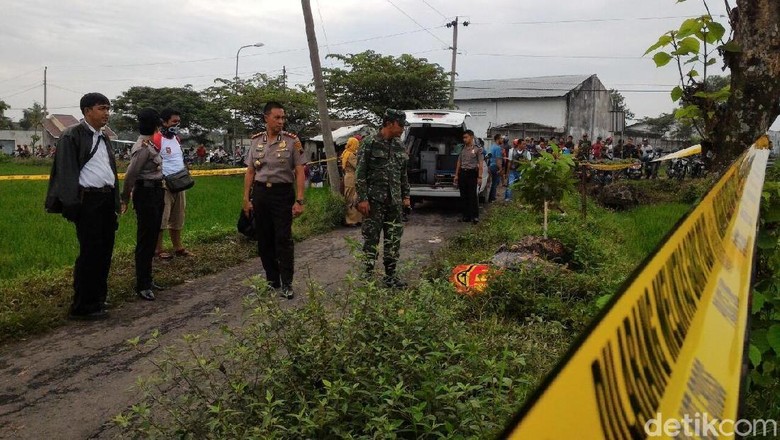 Tangan Mayat Perempuan di Boyolali Diikat dan Mulut Disumpal Tangan Mayat Perempuan di Boyolali Diikat dan Mulut Disumpal