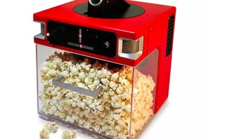 Pop corn ini didesain bisa menyuapi Anda secara langsung. (Foto: Brightside)