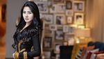 Bikin Lambe Turah Diomelin, Nih Si Seksi yang Lengket-lengket sama Gading