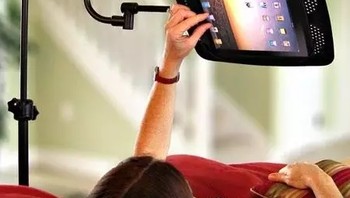 Main tablet jadi terasa mudah tinggal sentuh layar. (Foto: Brightside)