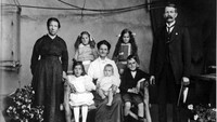 Foto-foto itu diambil oleh James Wooler, yang bermigrasi dari Yorkshire, Inggris, mengikuti keluarga istrinya ke Broken Hill, New South Wales (NSW), Australia. (Foto: Australia Plus ABC)