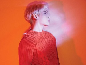 Album Mendiang Jonghyun Kembali Puncaki Chart Korea