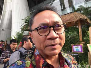 Pernyataanya Bikin Heboh, Ketua MPR Zulkifli Hasan Tolak Bicara LGBT