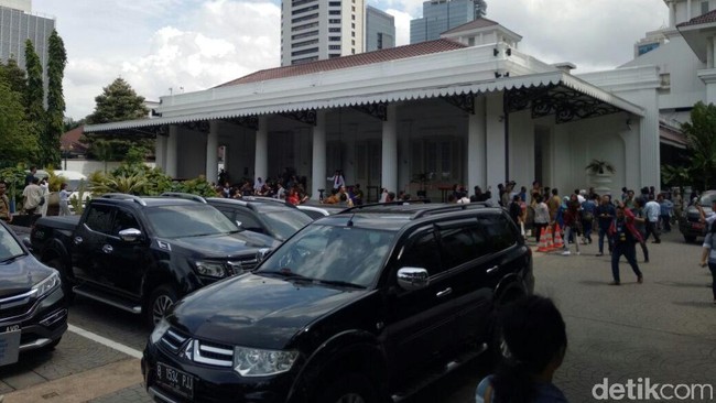 Sederet Anggaran Janggal di DKI, Respons Jokowi soal Desa Hantu