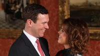 Namun, pernikahan Eugenie dan Jack ditunda sebulan hingga Oktober 2018. Hal itu diungkapkan oleh nenek Jack. Nenek Jack menyebut jadwal penikahan pada September menjadi perdebatan. (Foto: Jonathan Brady - WPA Pool/Getty Images)