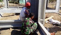 Ruspin lebih unggul dibandingkan Risha karena menghilangkan simpul yang sulit untuk dibuat dan menggantinya dengan teknologi baru yang lebih mudah dipasang. Rumah dengan teknologi ini sudah diterapkan di beberapa daerah di Indonesia di antaranya Jawa Barat, Bali, dan NTT. (Dok. Puslitbang Perumahan dan Permukiman Kementerian PUPR).