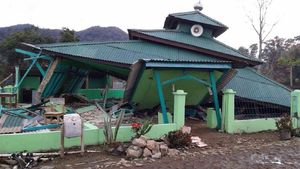 Foto: Masjid di Kabupaten Bogor yang Ambruk karena Gempa Banten