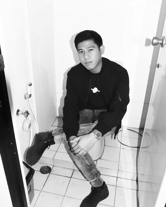 Tak banyak yang tahu jika Nino RAN telah membuka gerai ramen pinggir jalan. Gerai Yatai Ramen yang bisa ditemui di Kemang Jakarta, Margonda Depok, dan Tendean Jakarta itu punya harga bersahabat yakni sekitar Rp 20 ribu.  Foto: Instagram