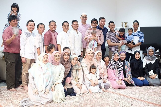 Kafilah Solihin awalnya digagas oleh jamaah pria, kemudian para istri diundang hadir dan mengajak peserta lainnya. Suasana hangat dan kekeluargaan terlihat di sana. Foto: Instagram