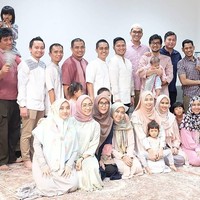 Kafilah Solihin awalnya digagas oleh jamaah pria, kemudian para istri diundang hadir dan mengajak peserta lainnya. Suasana hangat dan kekeluargaan terlihat di sana. Foto: Instagram