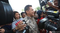 Soetikno juga merupakan tersangka dalam kasus dugaan suap pengadaan mesin pesawat Rolls-Royce dan pesawat Airbus SAS pada PT Garuda Indonesia. Suap itu diduga diberikan oleh Soetikno dalam kapasitasnya sebagai beneficial owner Connaught International Pte Ltd kepada Emirsyah selaku Dirut PT Garuda Indonesia saat itu. Total uang suap diduga berjumlah 1,2 juta euro dan USD 180 ribu. Selain uang, Emirsyah diduga menerima suap dalam bentuk barang dengan total nilai USD 2 juta, yang tersebar di Singapura dan Indonesia.