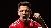 Sekarang Alexis Sanchez memperkuat Manchester United. Menggenakan nomor punggung 7, aksi-aksi dan gol-golnya bakal dinanti fans Setan Merah (manutd.com)