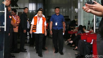 Setya Novanto dan Buku Diarinya