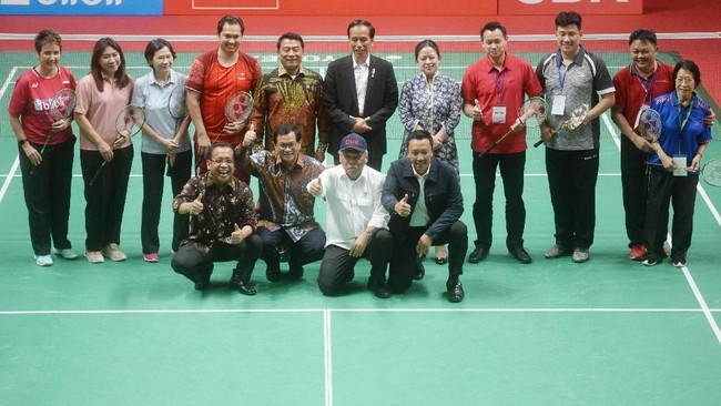 Banyak Menteri Rangkap Jabatan, Terima Gaji Double?