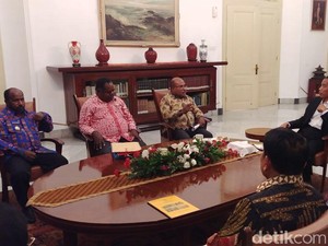 Bupati Asmat Target Penanganan KLB Campak Selesai Sebulan