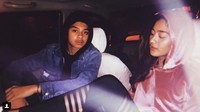 Kebersamaannya dengan aktris muda lainnya yakni Bastian Steel. (Dok. Instagram/salshabillaadr)