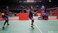 Di babak kedua, Tontowi/Liliyana akan berhadapan dengan pasangan Taiwan Lee Yang/Hsu Ya Ching.