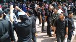Gempa Guncang Jakarta, Pekerja Kantoran Berhamburan