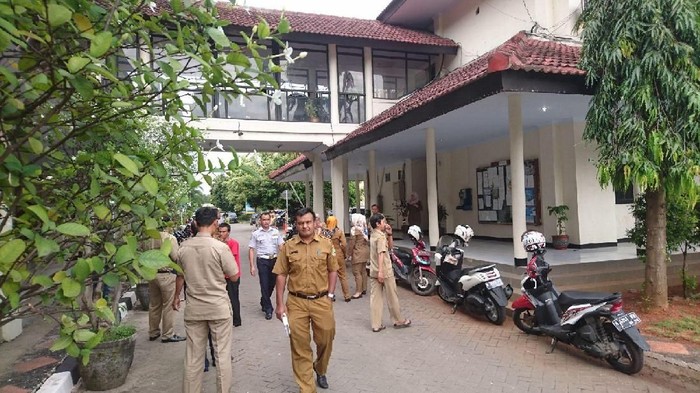 Gempa Banten, Meja Bergoyang dan PNS Cilegon Berhamburan