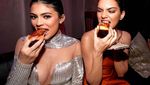 Begini Gaya 10 Selebriti Hollywood Menyantap Pizza Favortinya