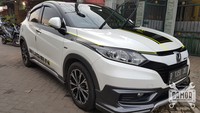 Honda HR-V menambah jajaran SUV yang menjadi penguasa dunia. Nangkring di posisi 9 Honda HR-V yang disebut juga XR-V atau Vezel di beberapa negara sudah terjual 689.798 unit sepanjang 2017 lalu. Foto: pembaca detikcom
