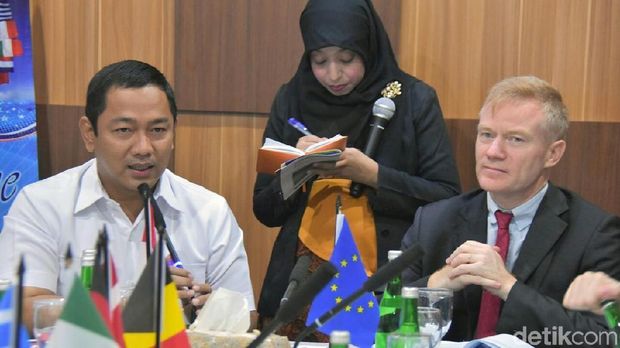 Kagumnya Duta Besar Uni Eropa di Kampung Pelangi Semarang