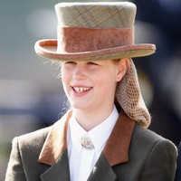 Lady Louise putri dari Pangeran Edward dan Sophie. Lady Louise kini berusia 14 tahun dan keturunan ke-11 mendapatkan gelar Ratu. Foto: Getty Images