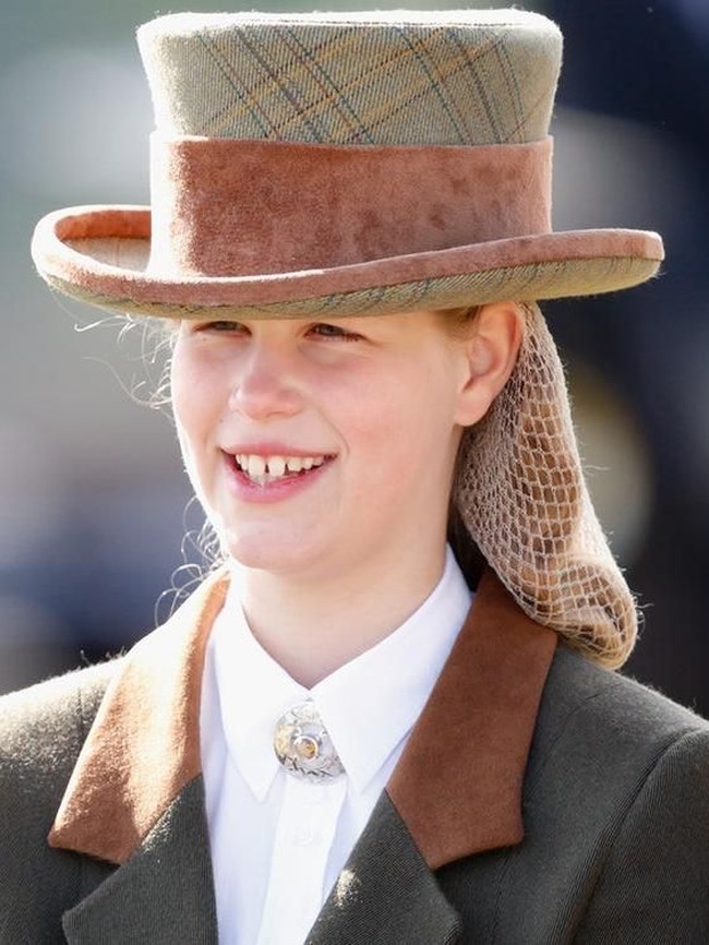 Lady Louise putri dari Pangeran Edward dan Sophie. Lady Louise kini berusia 14 tahun dan keturunan ke-11 mendapatkan gelar Ratu. Foto: Getty Images