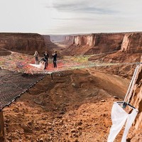 Pasangan ini telah menjalin hubungan pacaran selama tiga tahun sebelum akhirnya memutuskan untuk menikah. Foto: Instagram @_kimw_