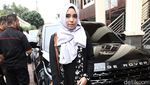 Berhijab Ungu, Salmafina Siap Jadi Janda?
