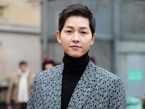 Punya Badan Atletis, Ini Pola Makan Sehat Song Joong Ki