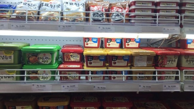 Dolar AS Nyaris Rp 14.000, Apa Imbasnya ke Kehidupan Sehari-hari?