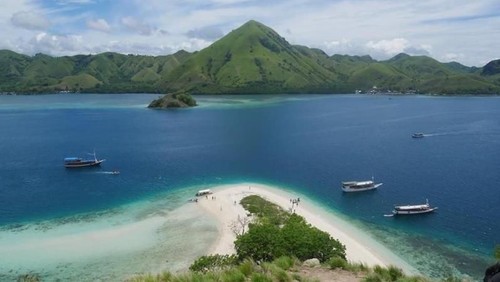 Pulau Kelor di TN Komodo