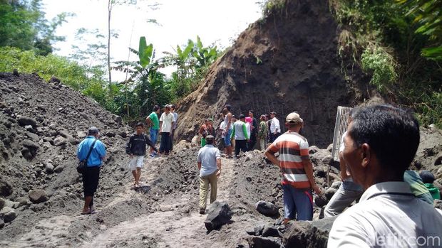 Lokasi penambangan pasir di lereng Merapi yang diprotes warga.