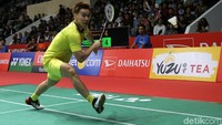 Di set pertama, Kevin/Marcus mengalahkan Tinn Isriyanet/Kittisak Namdas dengan skor 21-16.