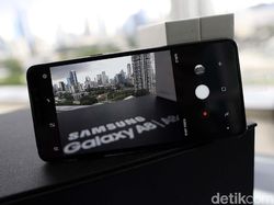 Unboxing Galaxy A8+, Jagoan Terbaru Samsung