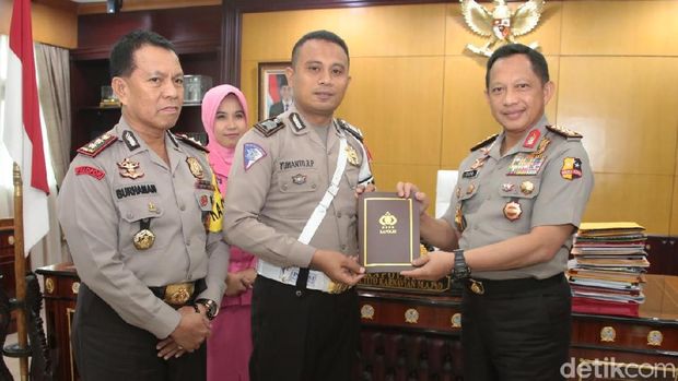 Kapolri Minta Jajarannya Tiru Aksi Humanis Bripka Yumanto